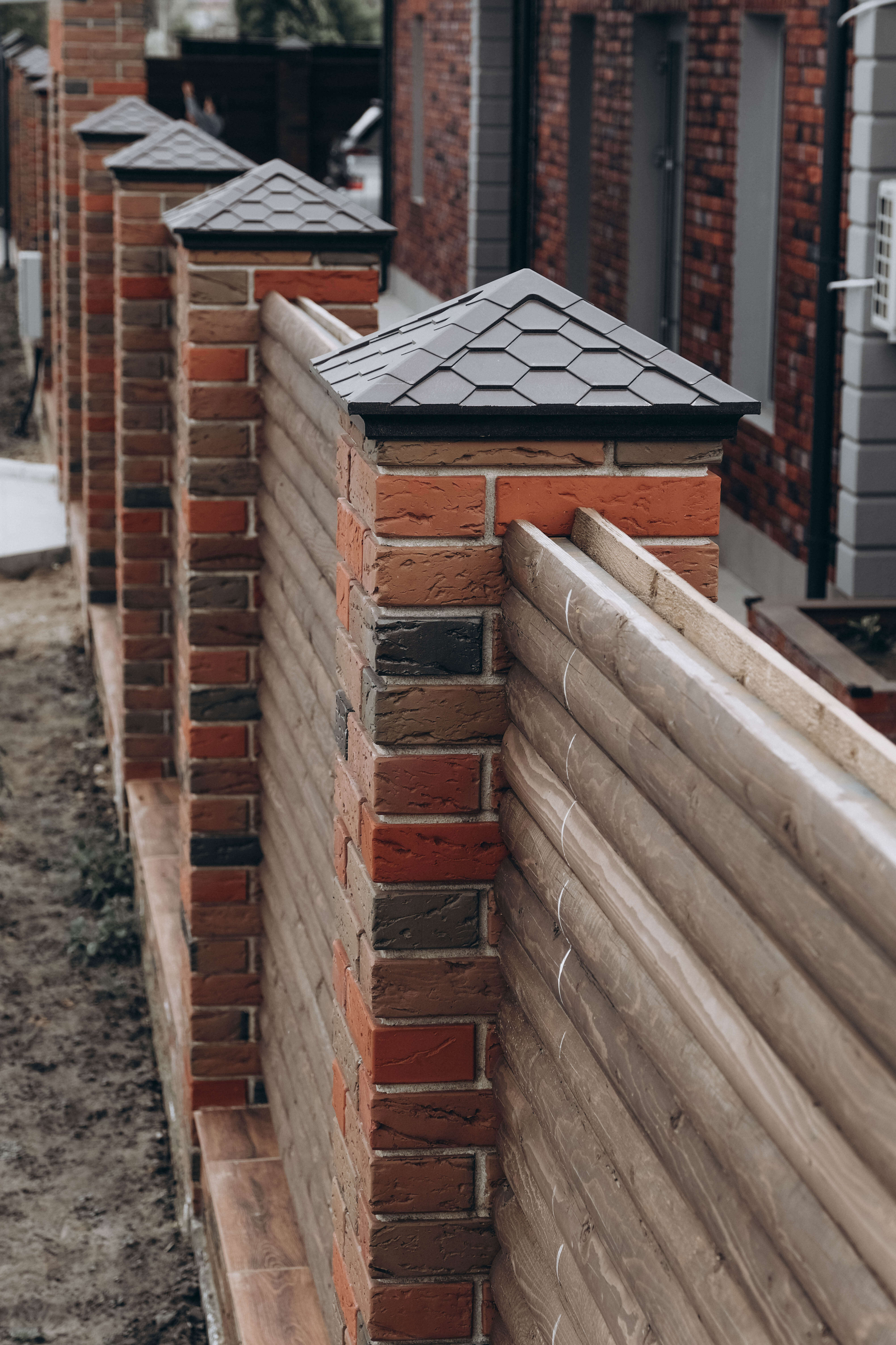 Колпак Zking Эверест Коричневый на столб 1.5х1.5 кирпича (390х390мм) в Салехарде фото