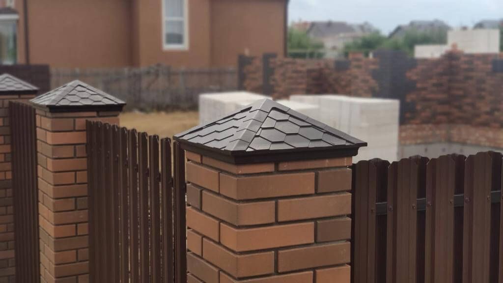 Колпак Zking Эверест Коричневый на столб 1.5х1.5 кирпича (390х390мм) в Салехарде фото